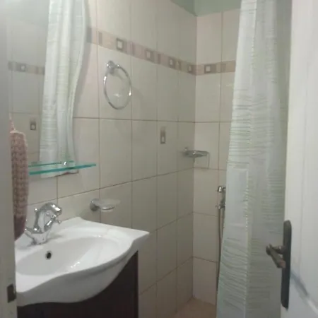 ζεστή φωλιά Апартаменты Патра