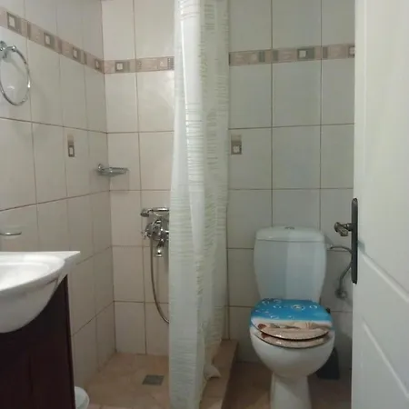 ζεστή φωλιά Патра