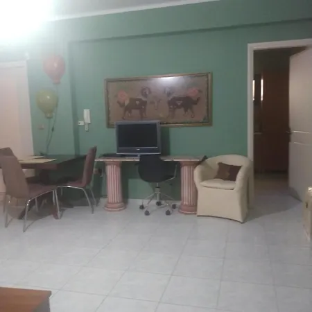 Апартаменты ζεστή φωλιά